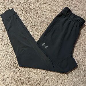 Medium Under Armour Joggers